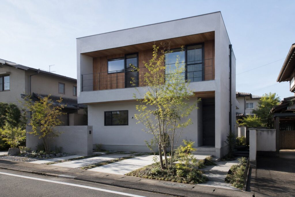 ZEH仕様の高性能2階建ての施工写真